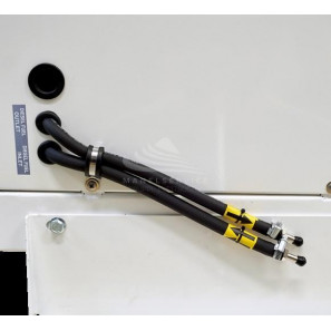 GENSET MG 9010 DM - Fuel inlet and outlet